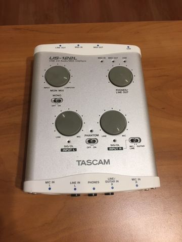 Interfejs USB audio-MIDI Tascam US-122L