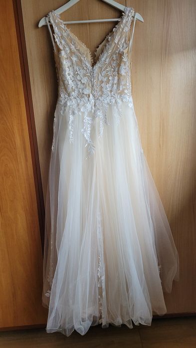 Suknia ślubna kremowo-brzoskwiniowa