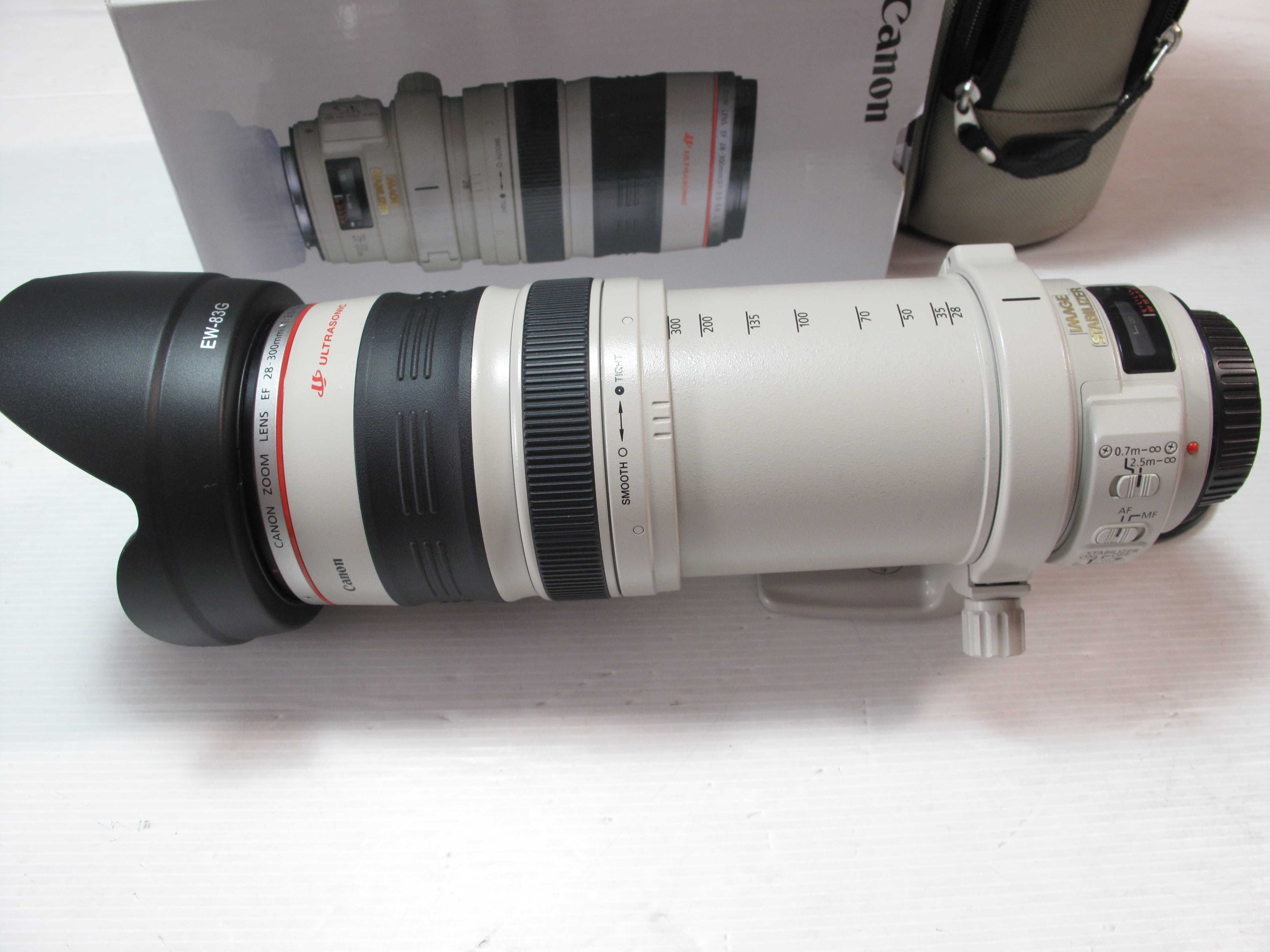 Canon 28-300 L IS tudo original na Caixa estado NOVO-Ver fotos