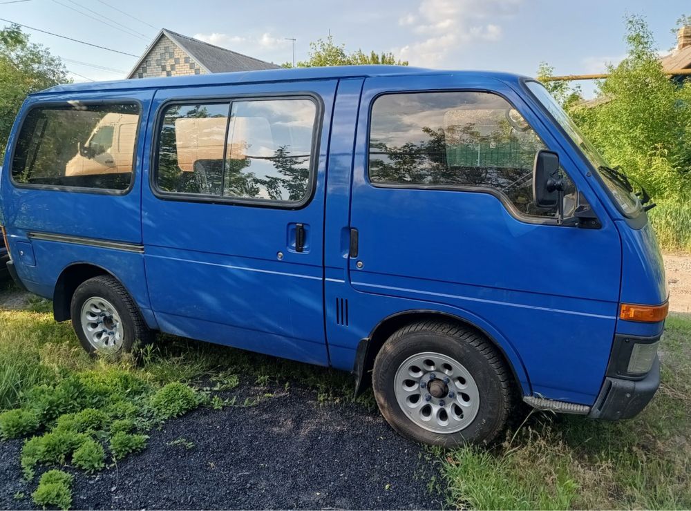 Продам  автомобиль «ISUZU MIDI» в хорошем состоянии.