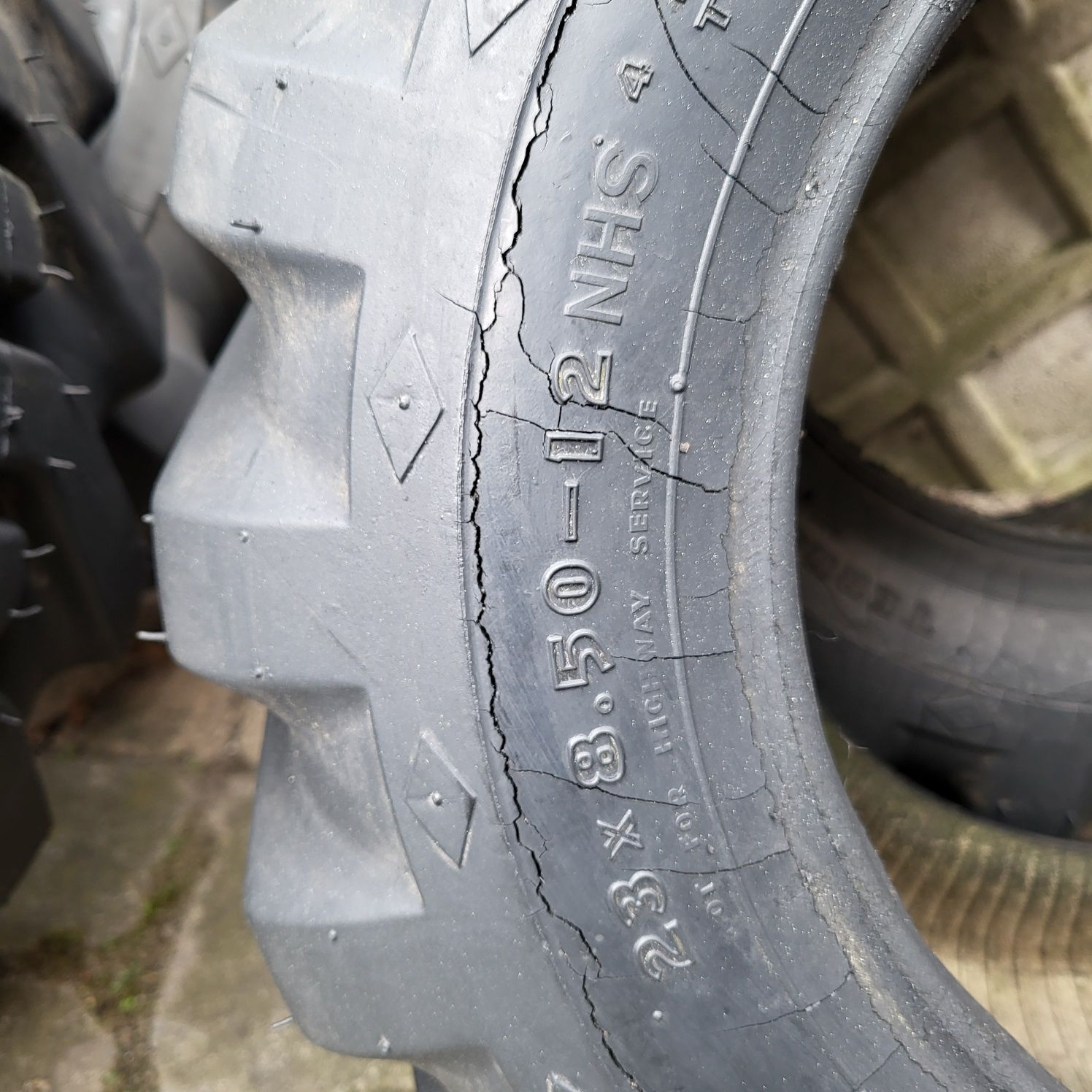 Opona 23x8.50-12 Good Year Terra Tire