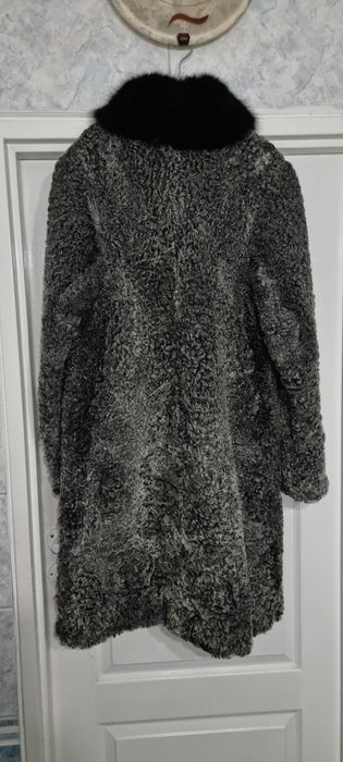 Płaszcz z karakuł