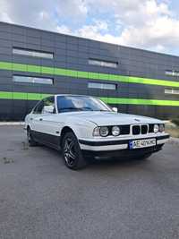 BMW 520 (M20B20)