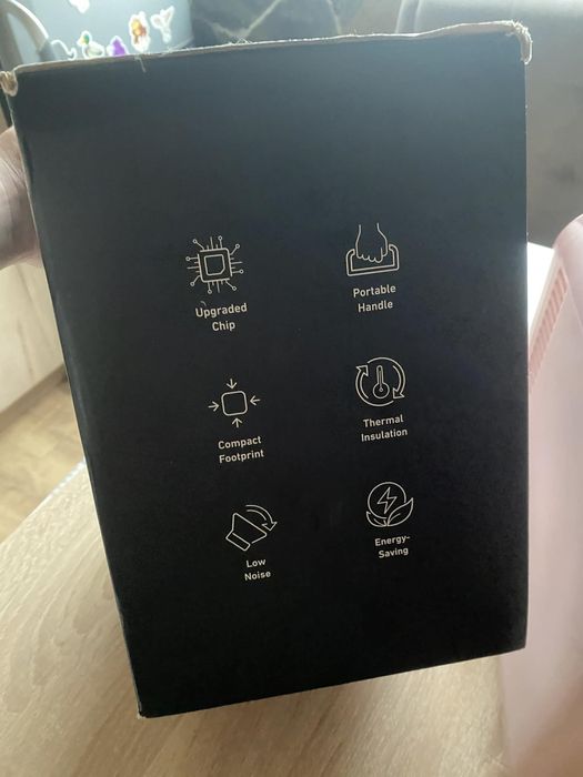 портативний холодильник об’ємом 4 літри