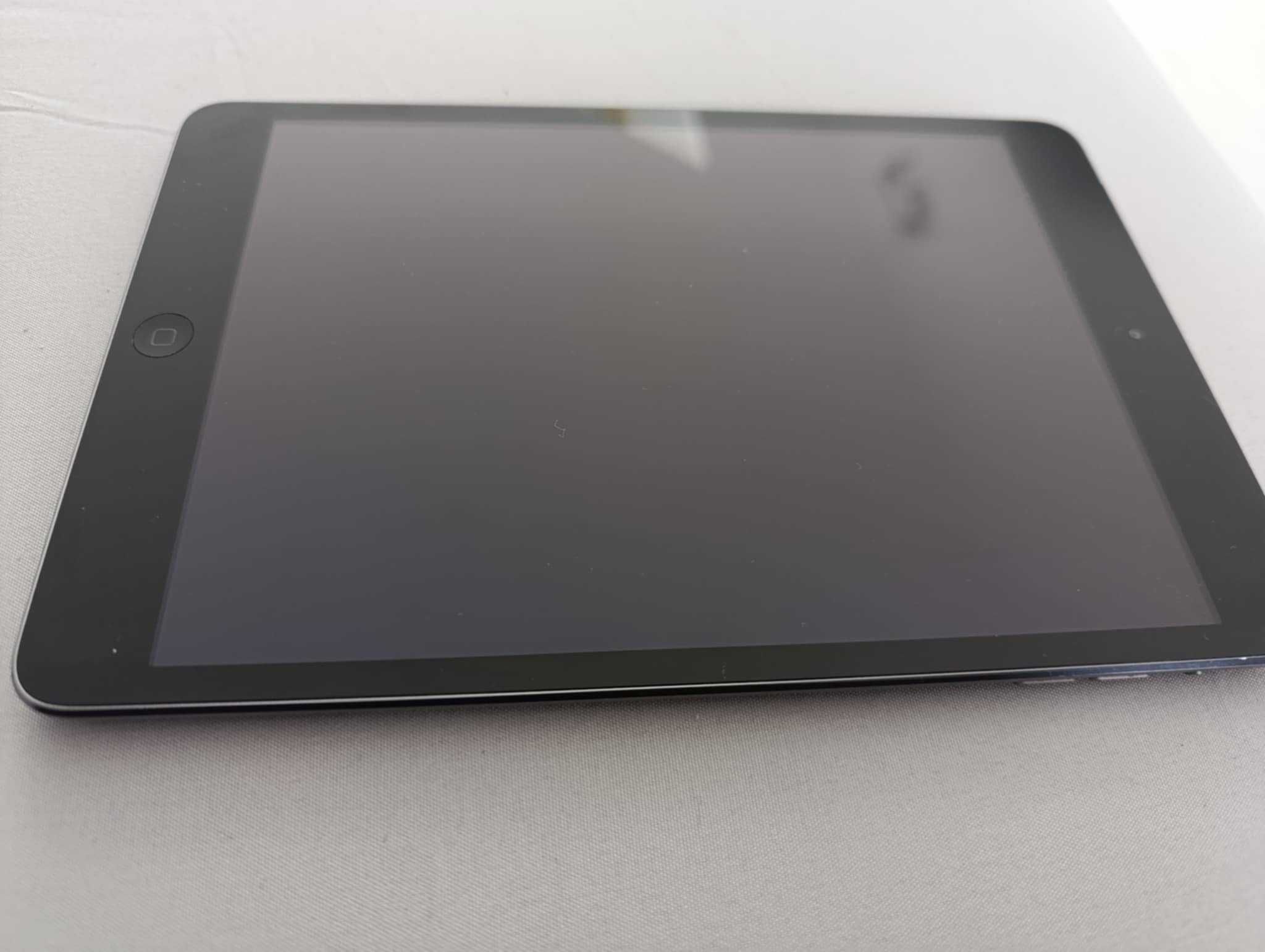 Apple iPad mini 2 16GB Retina Cellular szary (space gray) etui