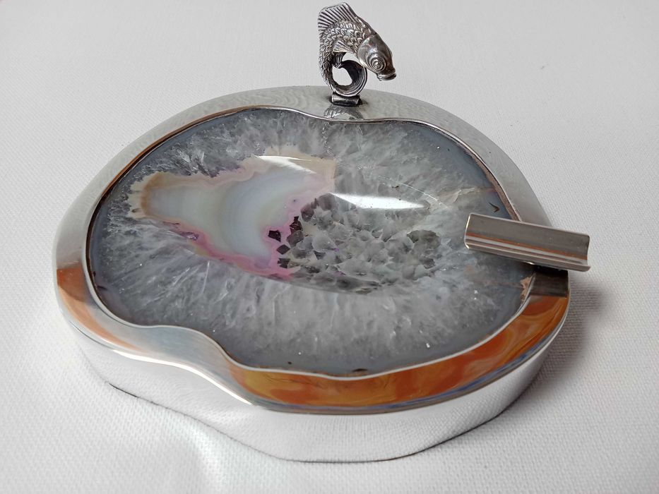 Cinzeiro pedra com aplicações em Prata