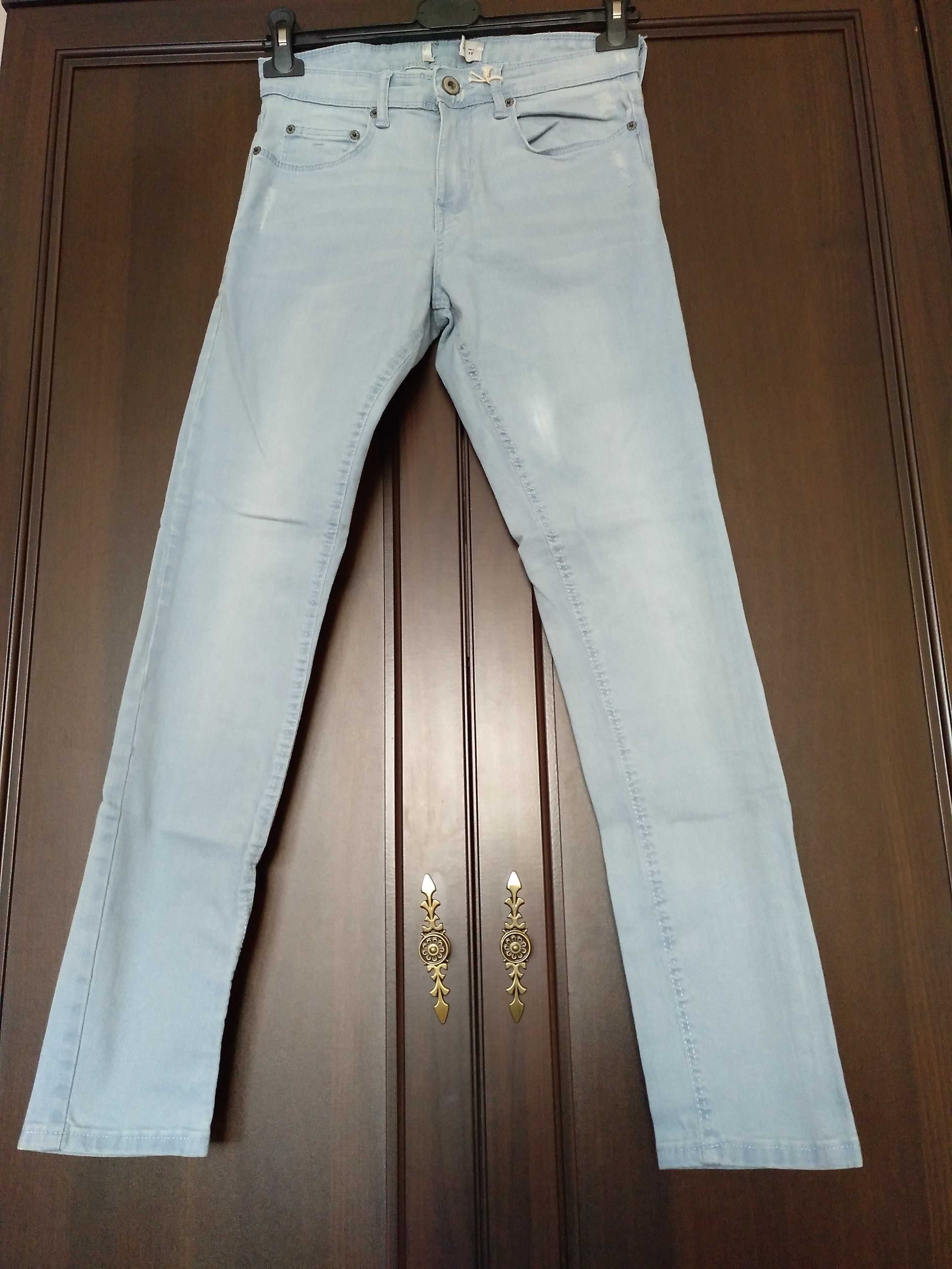 Spodnie nowe PULL& BEAR , rurki, EUR 38, MEX 30