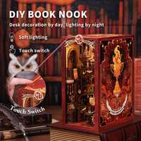Румбокс дерев'яний книга домик в миниатюре Roombox Nook book