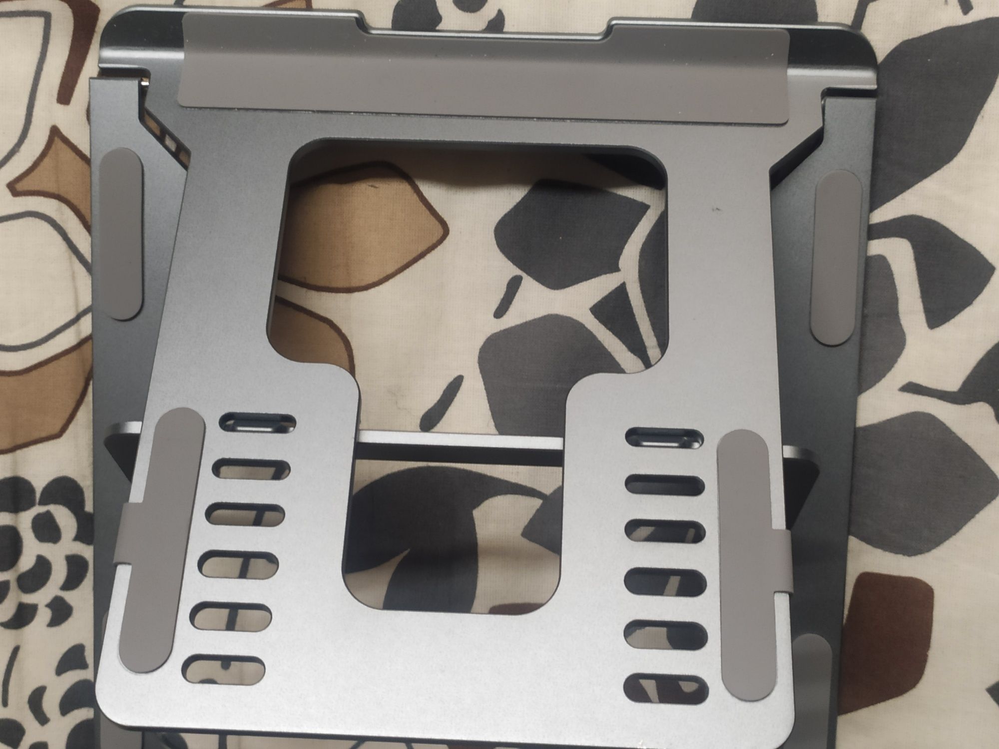 Podstawa pod laptopa tableta alu