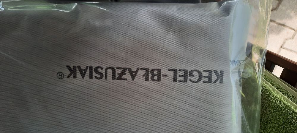 Plandeka na auto