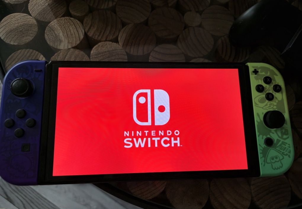 Konsola NINTENDO Switch OLED Model Splatoon 3 Edition