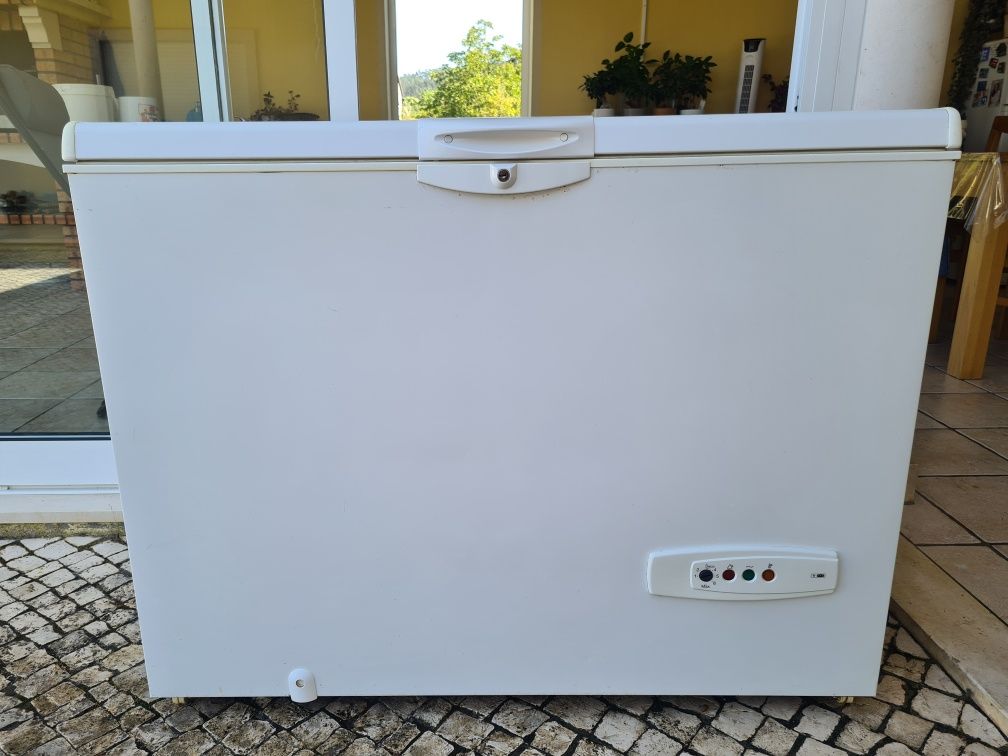 Arca congeladora Whirlpool