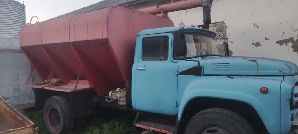 ЗІЛ 130 Кормовоз