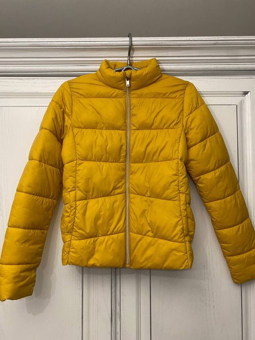 Куртка жіноча