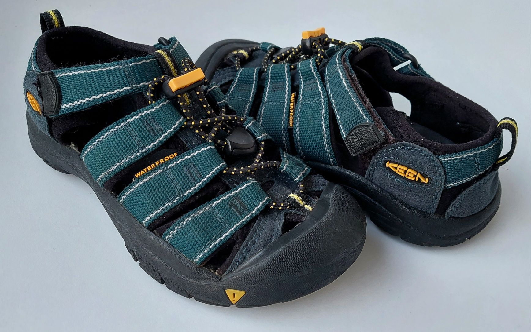 Buty sandały trekkingowe Keen Newport H2 roz.31 Waterproof