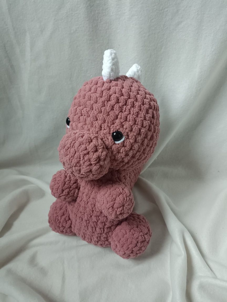 Dinozaur amigurumi