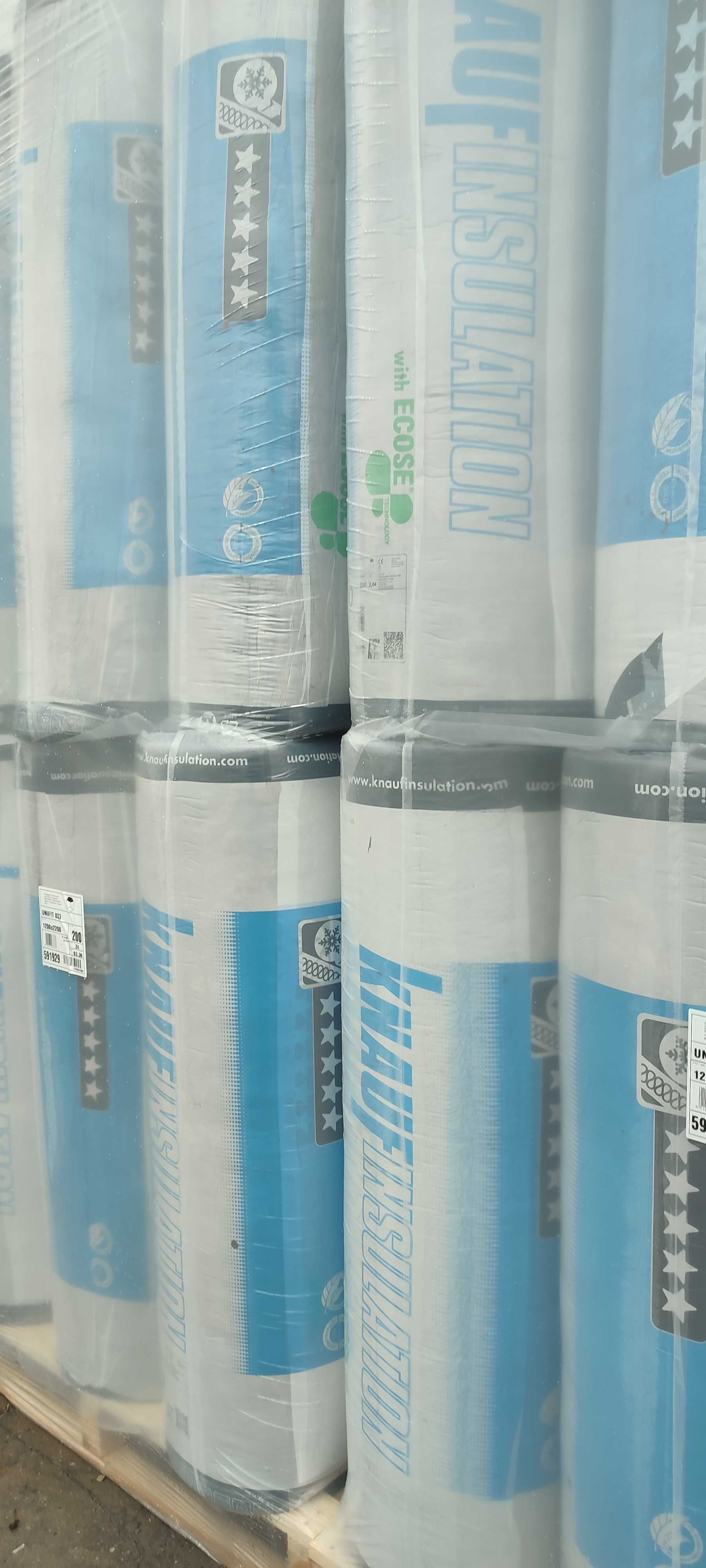 Wełna mineralna Knauf Unifit 035-100 mm do izolacji poddasza