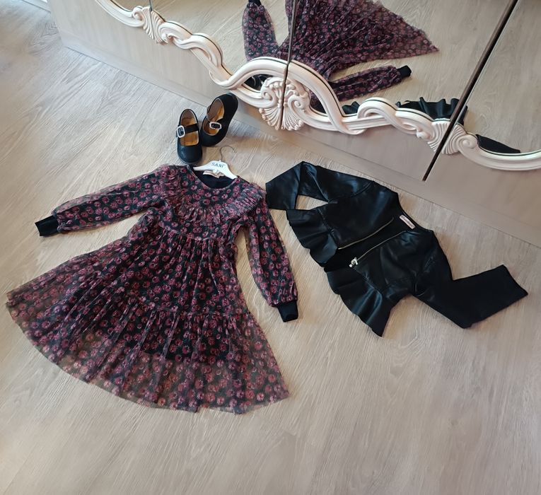 Платтячко куртка піджак комплект костюм туфлі на дівчинку 122-128