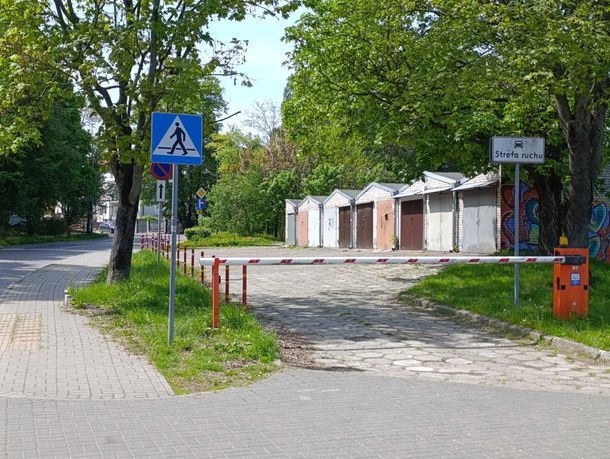 Sprzedam garaż na Balladyny