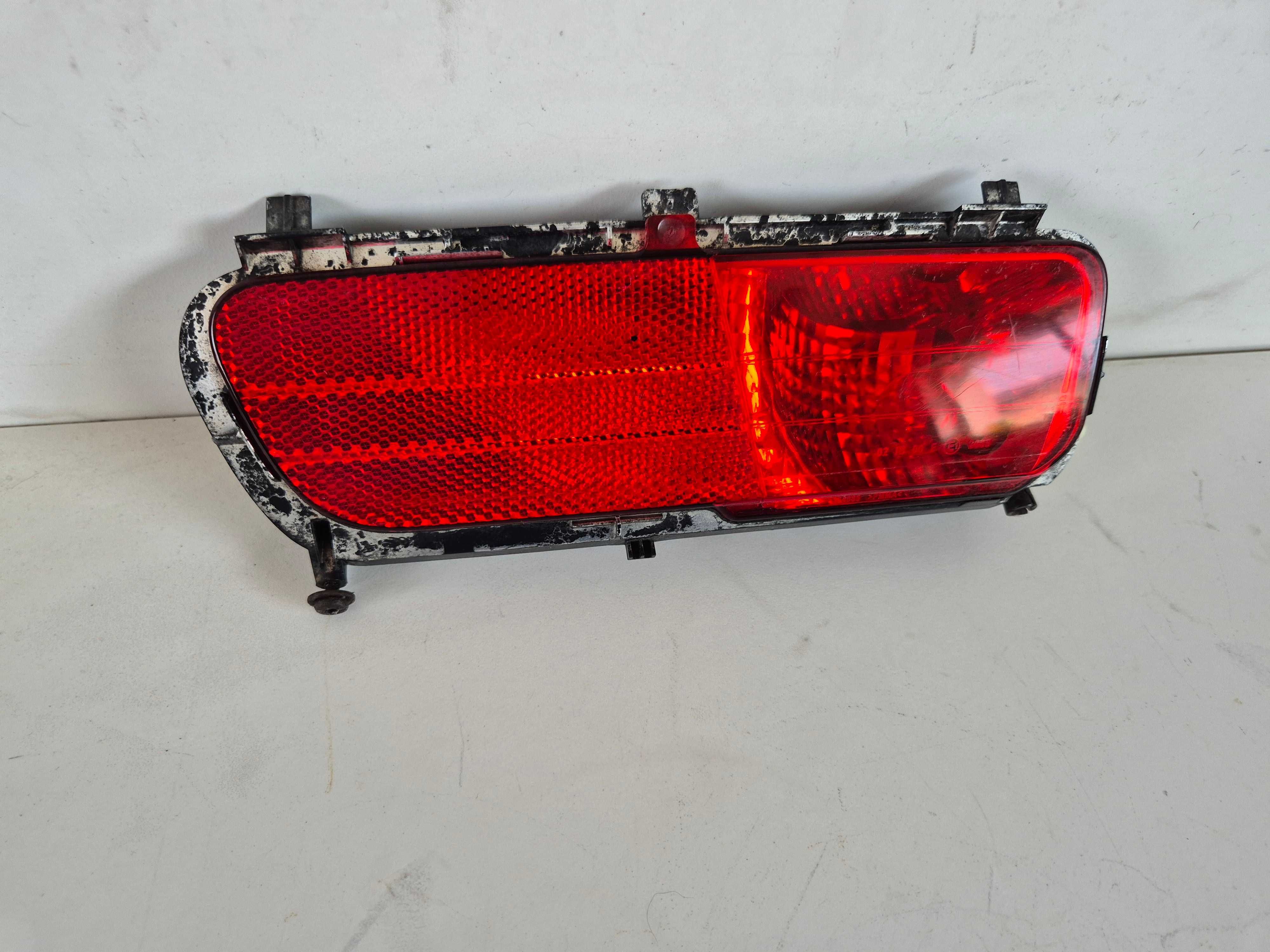 citroen c4 grand picasso lampa tylna lewa lewy tył w zderzak oryginał