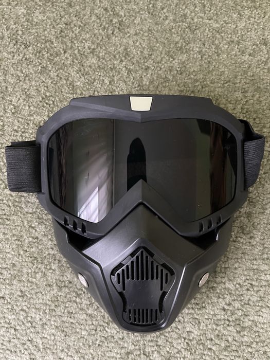 Нові окуляри лижні