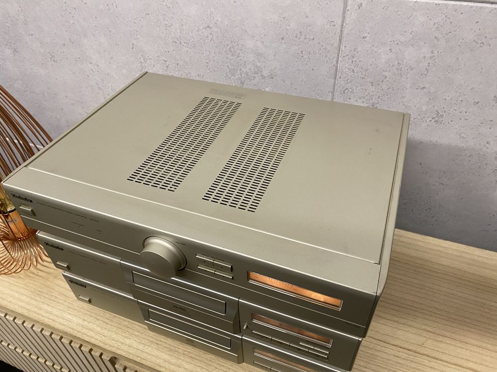 Zestaw Technics SA-E10, RS-E10, SL-E10 - deck,CD, amplituner z kolekcj