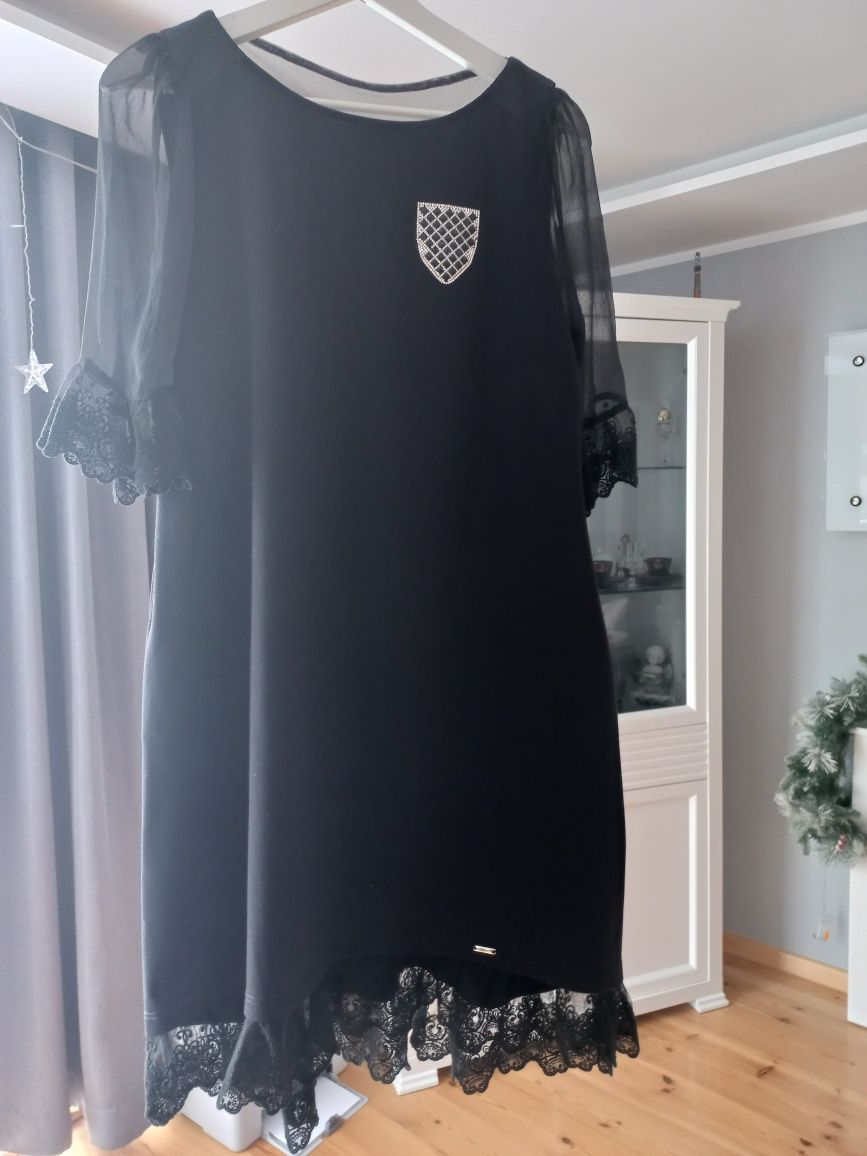 Czarna sukienka wibs 40