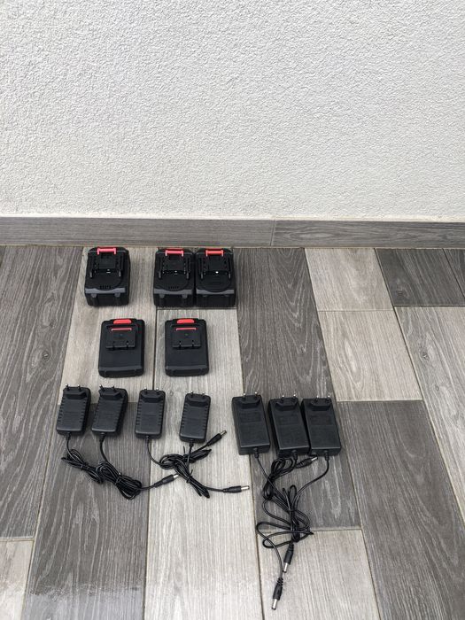 акумуляторна батарея літій-іонний 18v-21v зарядний пристрій