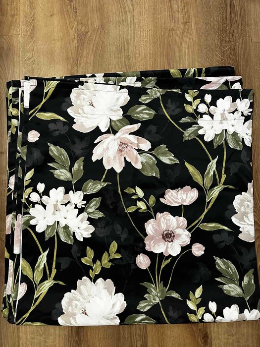 Zasłony zaciemniające IKEA 300 cm x 145 cm (2 szt.)