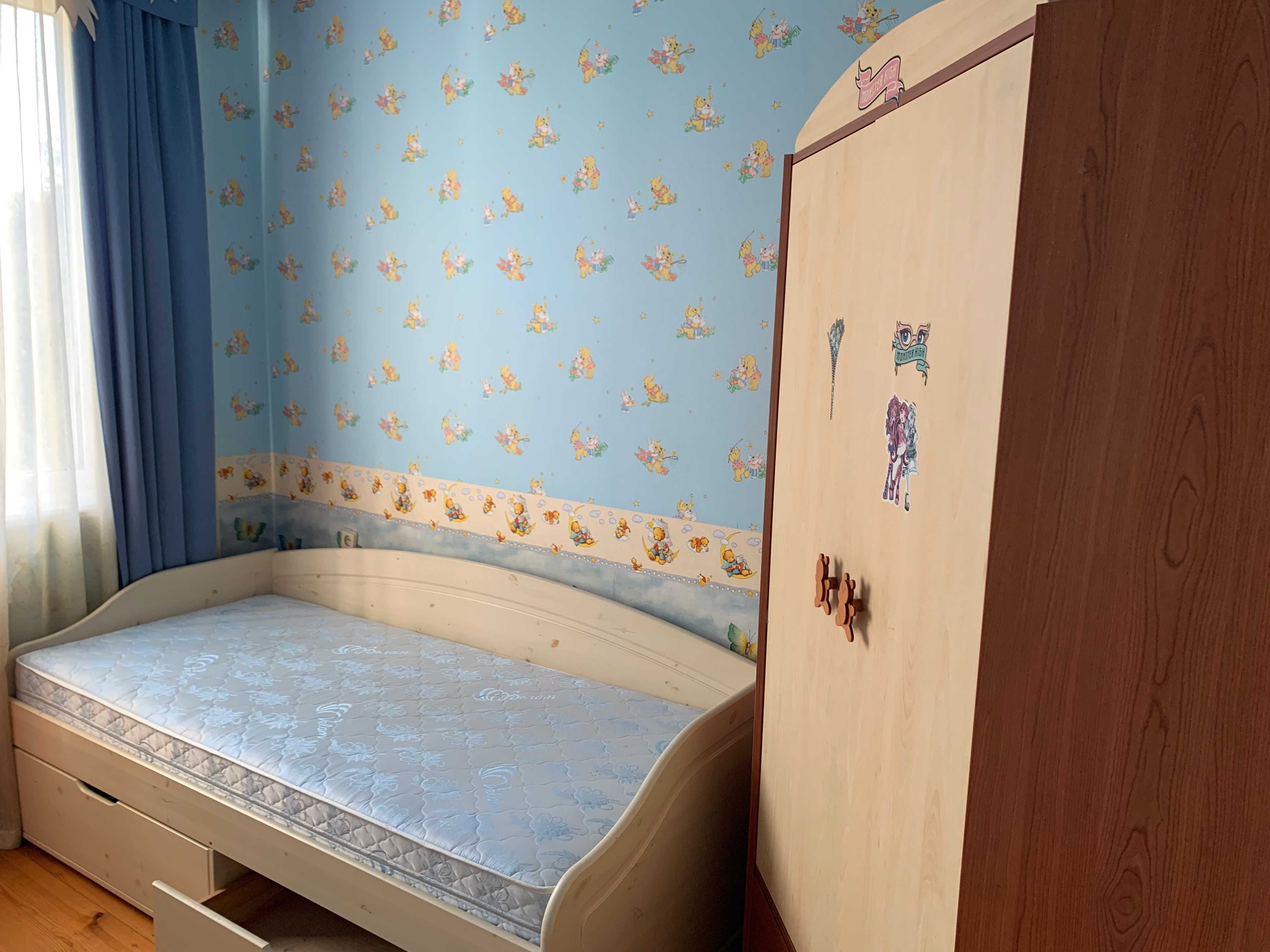 Комплект мебели в детскую, кровать, шкаф, угловой, комод, дерево