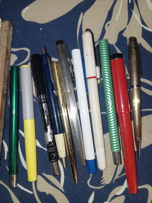 Lote de canetas Parker e outras