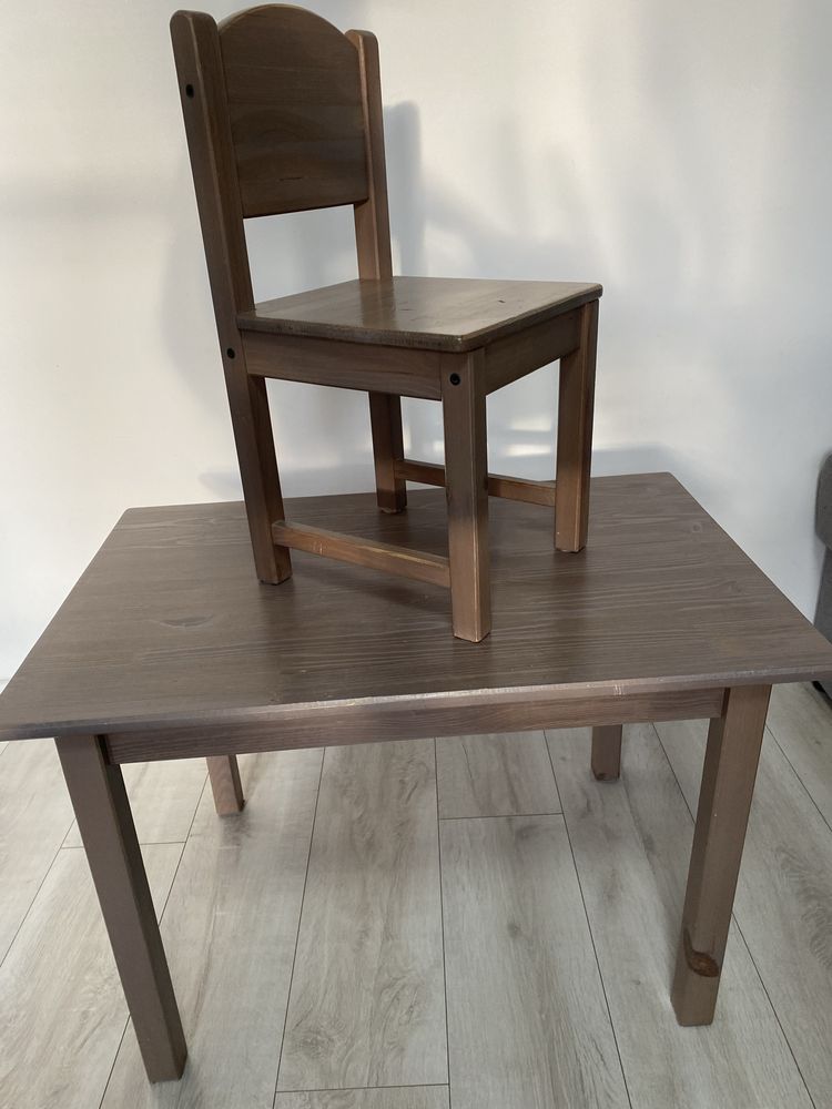 Stolik i krzeselko dzieciece SUNDIIUK IKEA