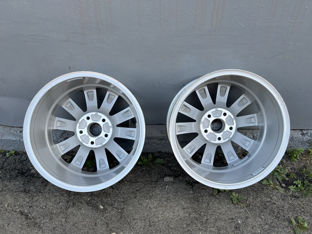 Два нових оригінальні диски Volkswagen r17 5*120 T6 T7