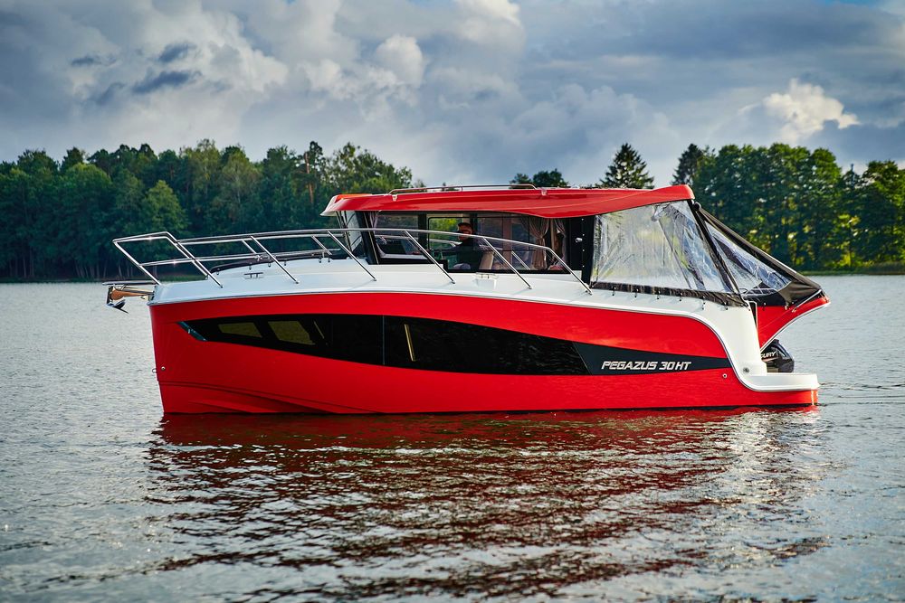 Jacht PEGAZUS 30HT wersja Houseboat 115KM egzemplarz demo producenta!