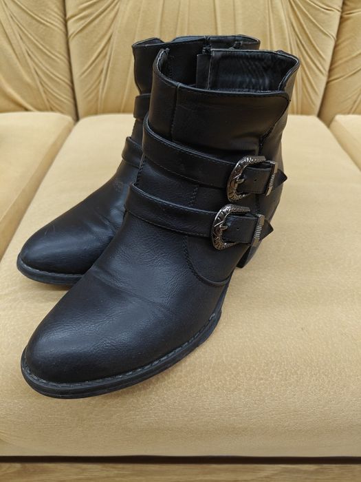 Botas pretas n 41