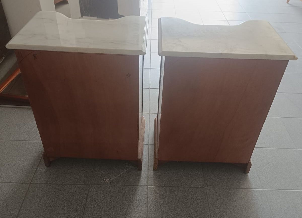 Cómoda e mesinhas de cabeceira