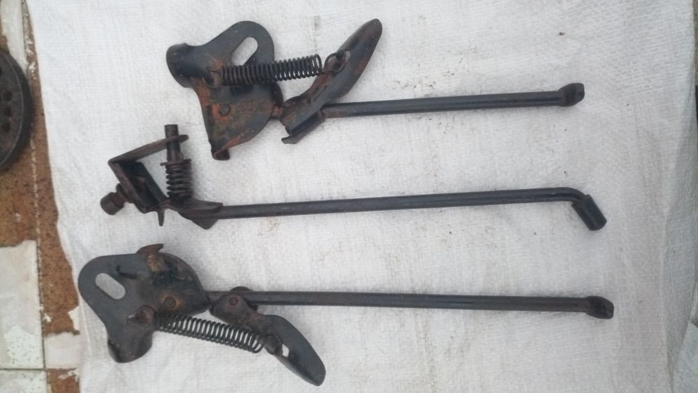 Подножки используют в основном на городских и комфортных велосипедах,