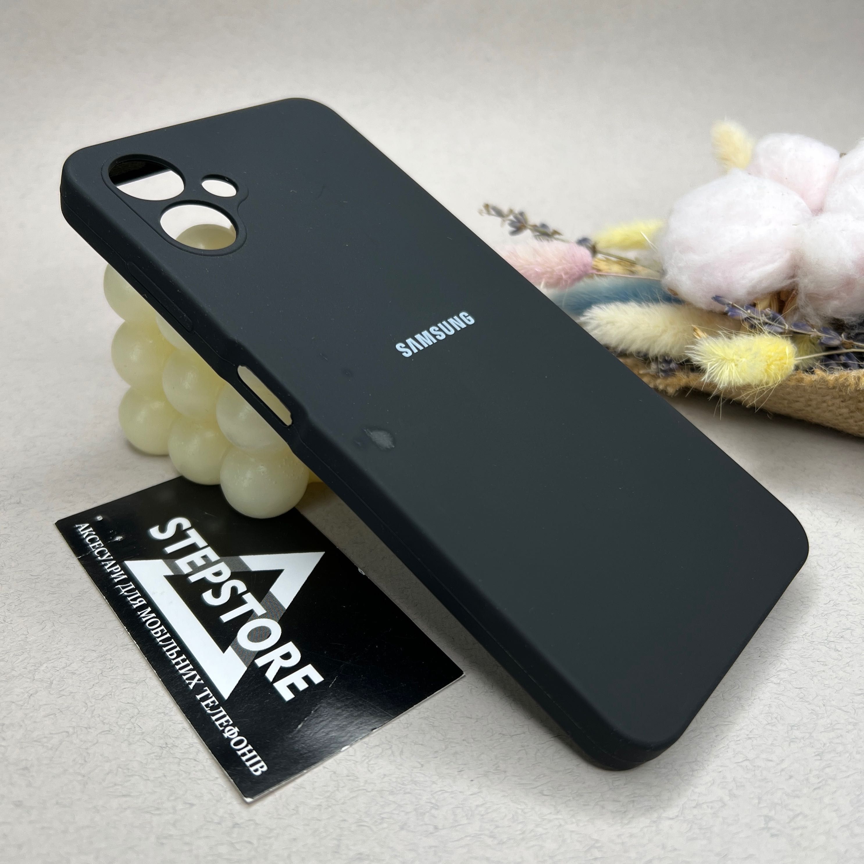 Чехол для Samsung A06 силиконовый с микрофиброй матовый противоударный
