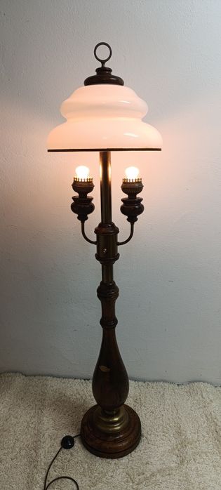 Lampa stojąca, ArtDeco lata 20-40 ste,XX wieku.