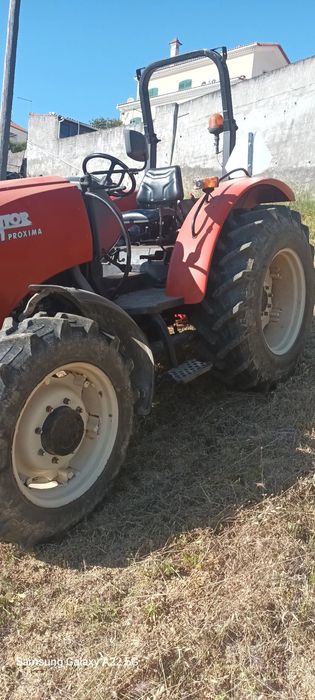 Trator zettor próxima 7441