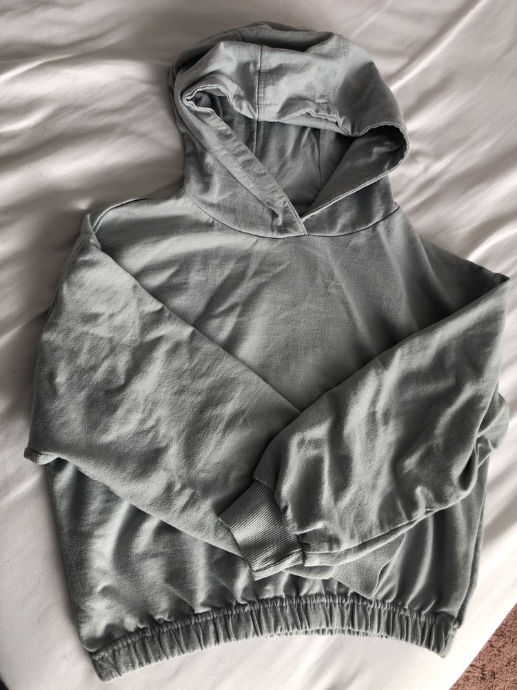 Dres dziewczęcy r.140