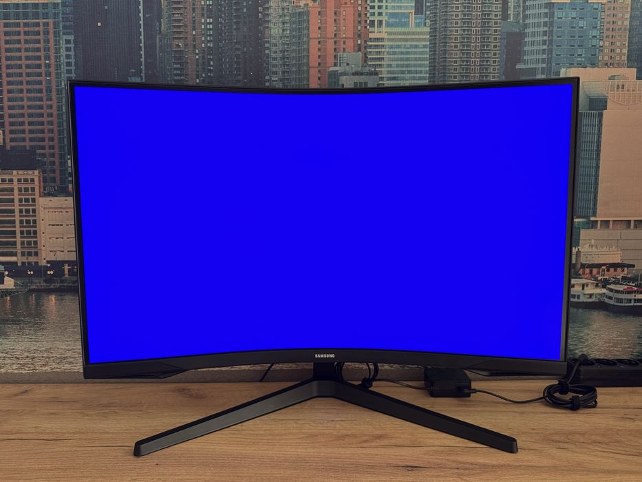 Продам вигнутий монітор Samsung Odyssey G5 32” 165hz 2K QHD S32CG550E