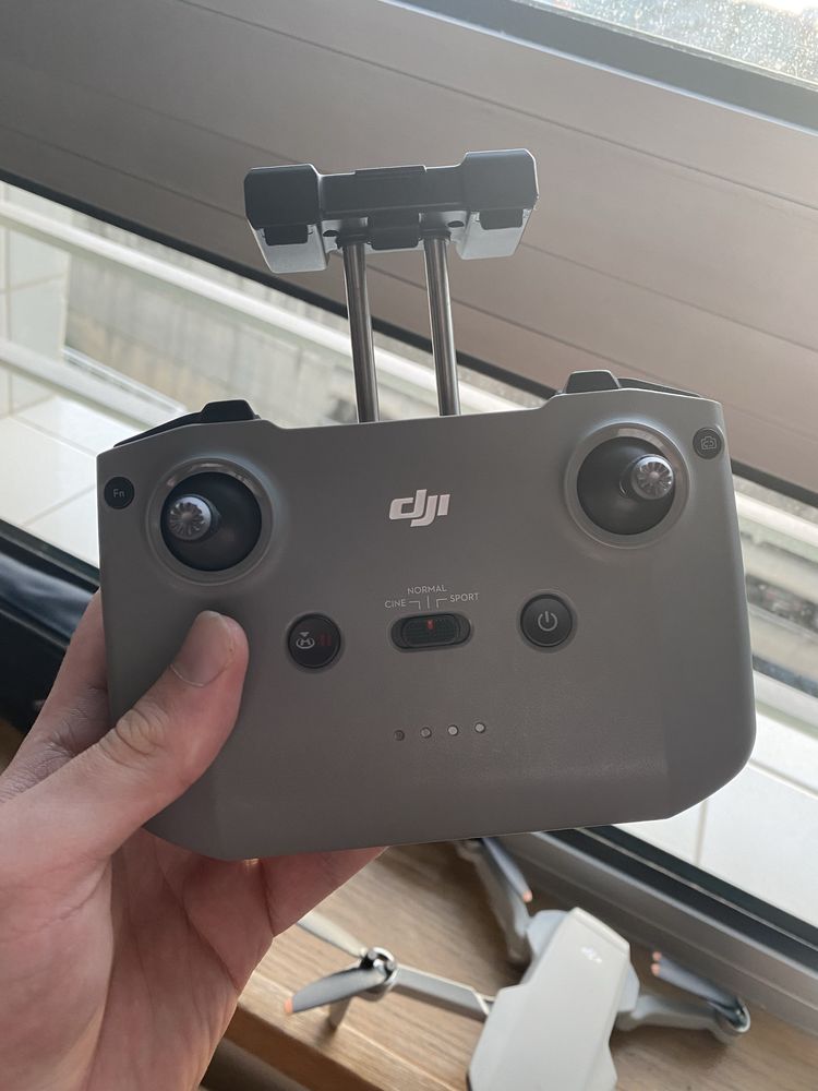 drone DJI Mini 2 SE