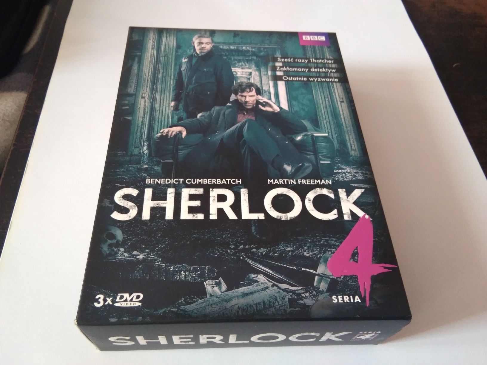 Serial BBC Sherlock na DVD.