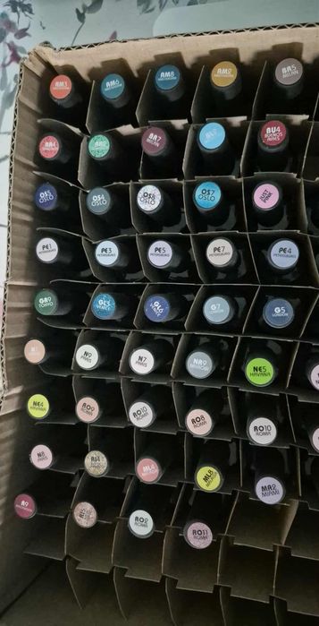 Lakiery hybrydowe palu