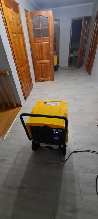 WYNAJEM Osuszacz powietrza Osuszanie po tynkach wylewkach zalaniu