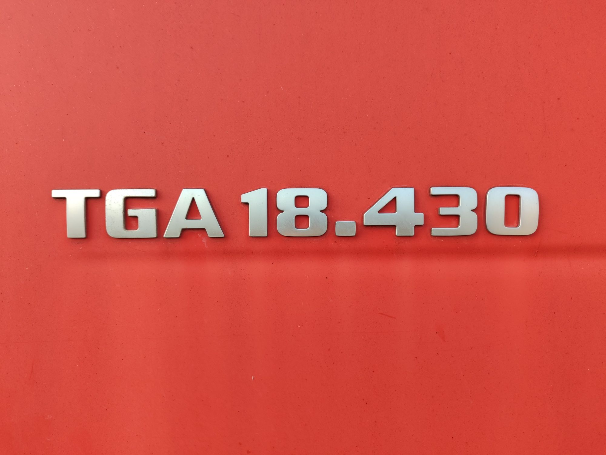Ciągnik siodłowy MAN TGA 18.430
