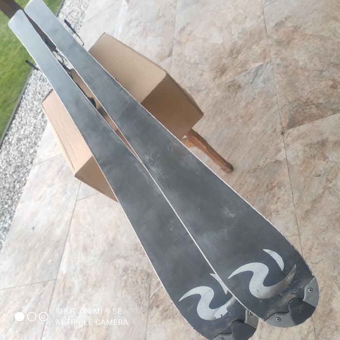 Narty Rossignol 178