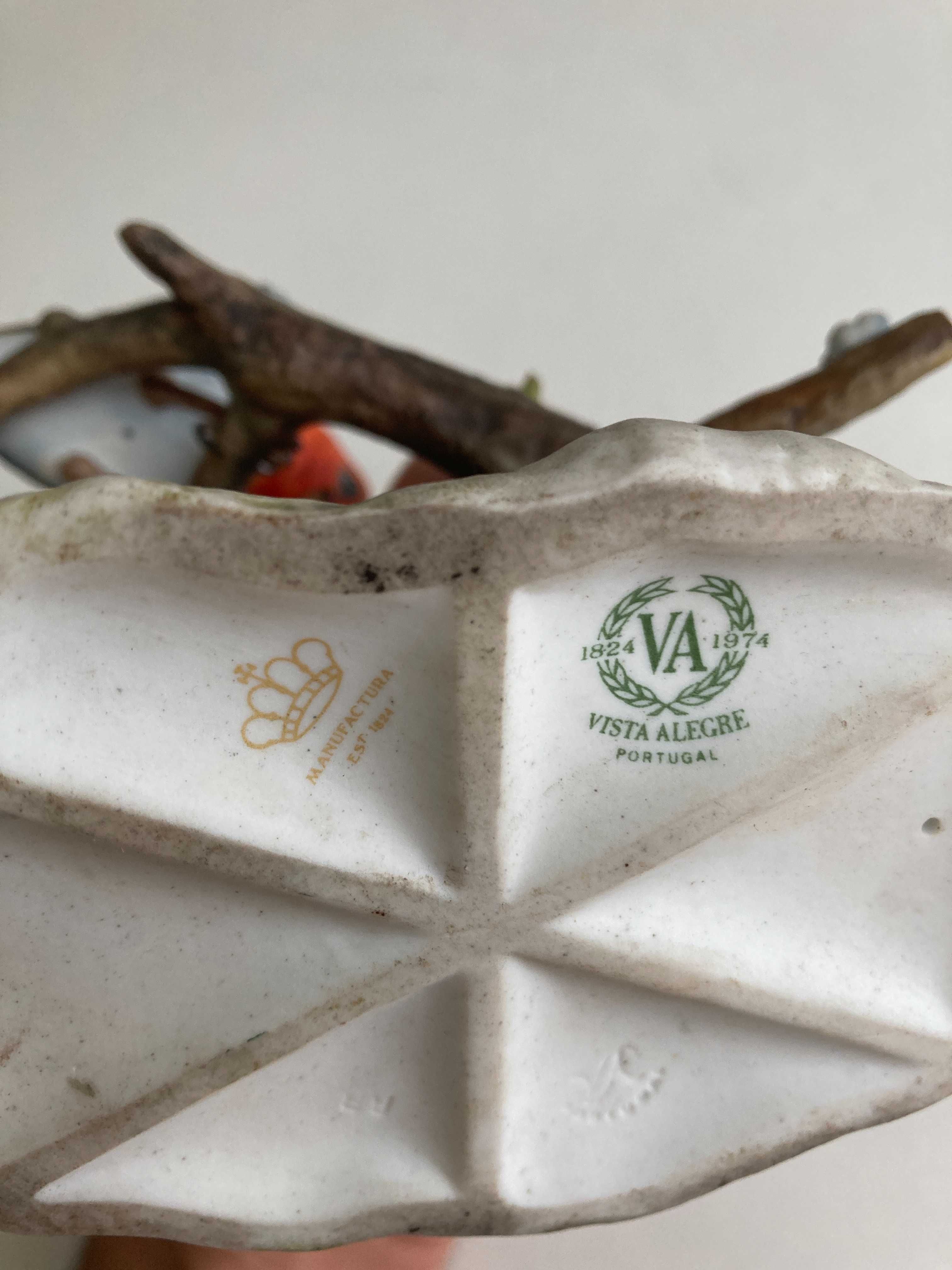 Par de Passaros Escultura em Biscuit da Vista Alegre Assinada