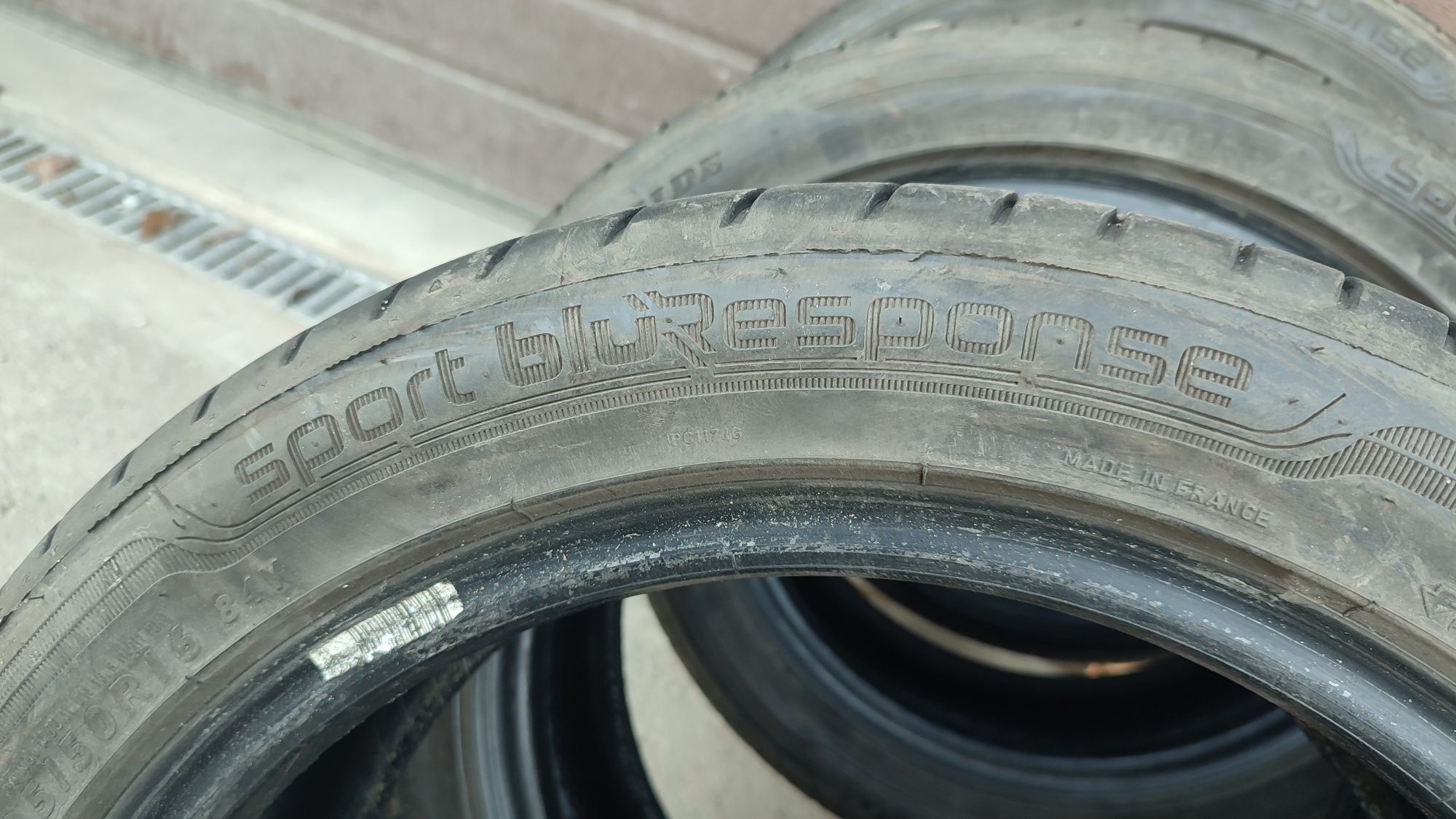 Opony letnie 195/50R16" Dunlop  Ładny bieżnik niezniszczone